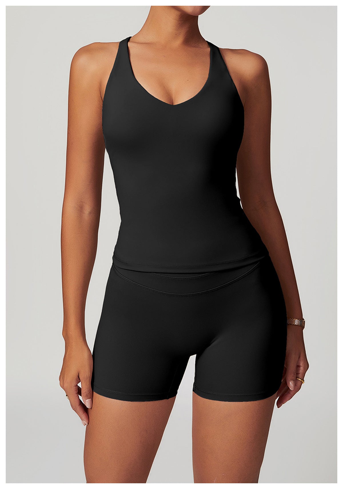 UNBREAKABLE Tank (pre-order)